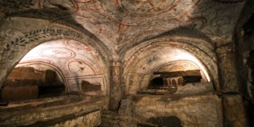 Religión y ciencia chocan mientras arqueólogos restauran antigua catacumba judía en Roma