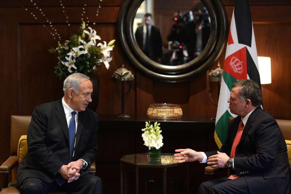 FOTO DE ARCHIVO: El primer ministro Benjamin Netanyahu con el rey de Jordania Abdullah II Kobi. Foto: Gideon / GPO