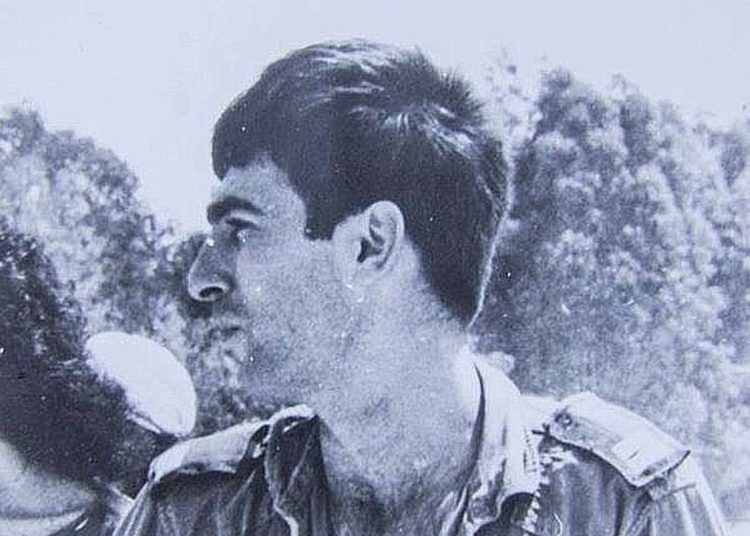 Después de 32 años, la IAF publica fotos nunca vistas del copiloto desaparecido Ron Arad