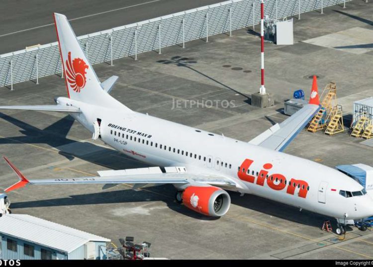 Un vuelo de la compañía Lion Air se estrelló en el mar en Indonesia con 189 personas a bordo