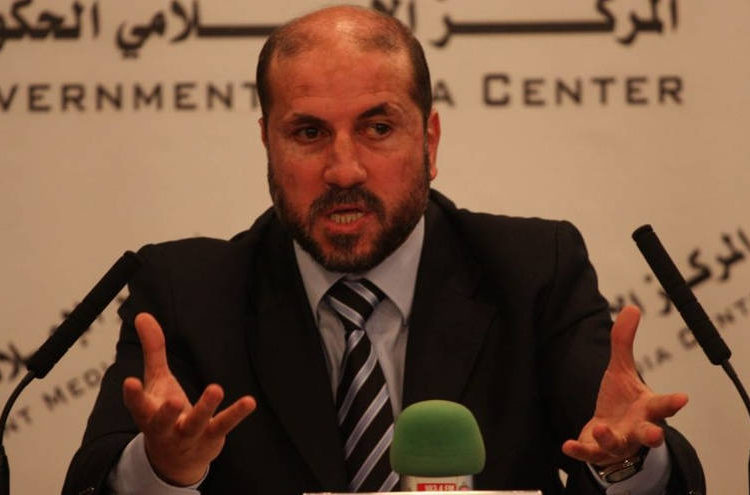 Asesor de Abbas dice que poner fin al gobierno de Hamas en Gaza es un “deber religioso”