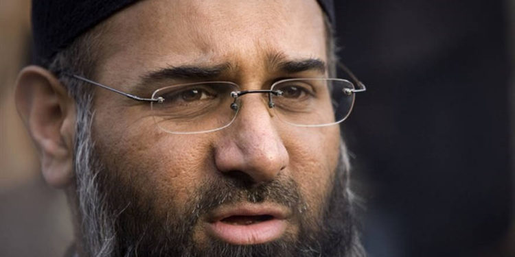 Predicador islamista radical es liberado de prisión británica