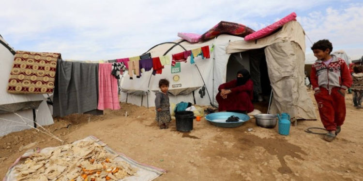 Estado Islámico secuestra a cientos de personas en campos de desplazados al este de Siria