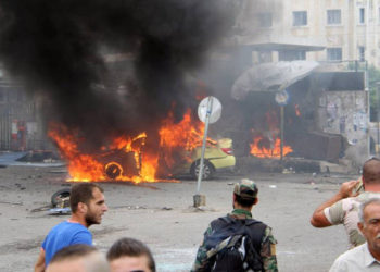 Estado Islámico ataca a la ciudad de Raqqa en Siria con un coche bomba