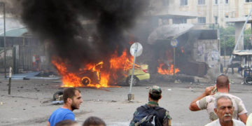 Estado Islámico ataca a la ciudad de Raqqa en Siria con un coche bomba
