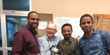 Médico israelí dicta curso sobre tratamientos ortopédicos a médicos de África