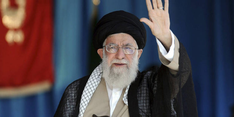 Irán descalifica a legisladores que buscaban postular a elecciones parlamentarias
