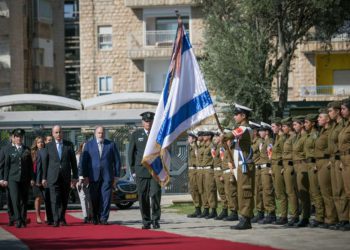 En Jerusalem, nuevos enviados de El Cairo y Ammán vuelven a comprometerse a la paz con Israel
