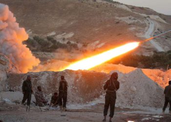 En Siria, el régimen y los rebeldes chocan en la batalla más dura del noroeste en meses