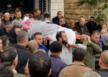 En Hebrón, entierran a palestino asesinado en Ashkelon por cohete disparado desde Gaza