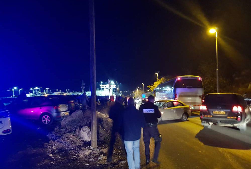 Dos policías heridos en ataque de apuñalamiento en Jerusalem