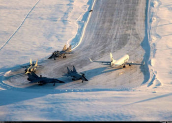 Cazas de combate rusos MiG-31 quedan atrapados en un aeropuerto civil