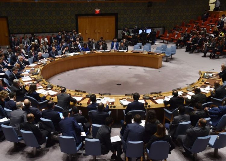 El Consejo de Seguridad de la ONU se reúne el 14 de abril de 2018 en la sede de la ONU en Nueva York. (AFP / HECTOR RETAMAL)