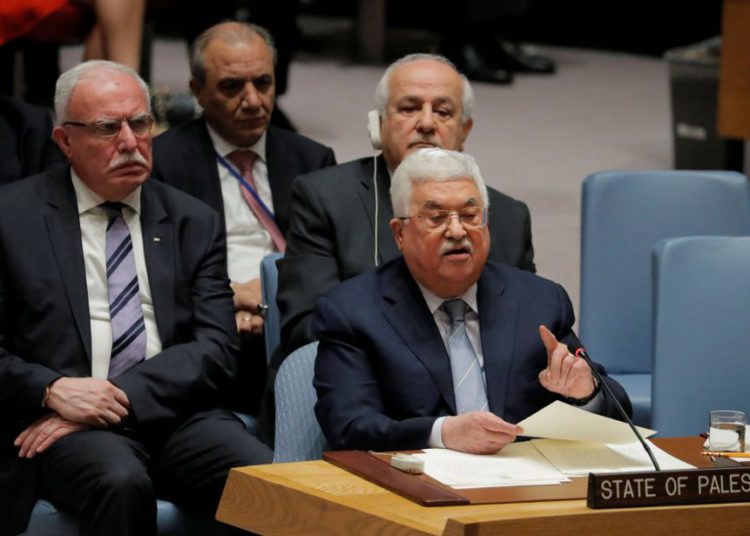 El presidente de la Autoridad Palestina, Mahmoud Abbas, habla en las Naciones Unidas, febrero de 2018. (crédito de foto: LUCAS JACKSON / REUTERS)