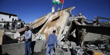 FDI demuele la casa del atacante que mató al sargento. Ronen Lubarsky (Foto: AFP)