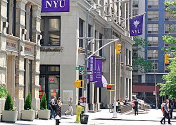 Campus de la Universidad de Nueva York en Greenwich Village. Crédito: Wikimedia Commons.
