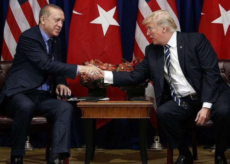 Turquía fija esperanzas en Trump para evitar sanciones por el acuerdo de misiles S-400 con Rusia