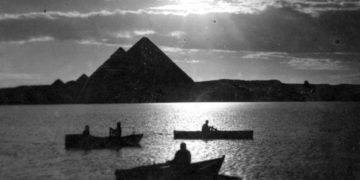 Fotografías de la colección 'Visitas turísticas en Egipto, 1944'. Foto: Rafael Reiss, de la colección Bitmuna. Colección Bitmuna