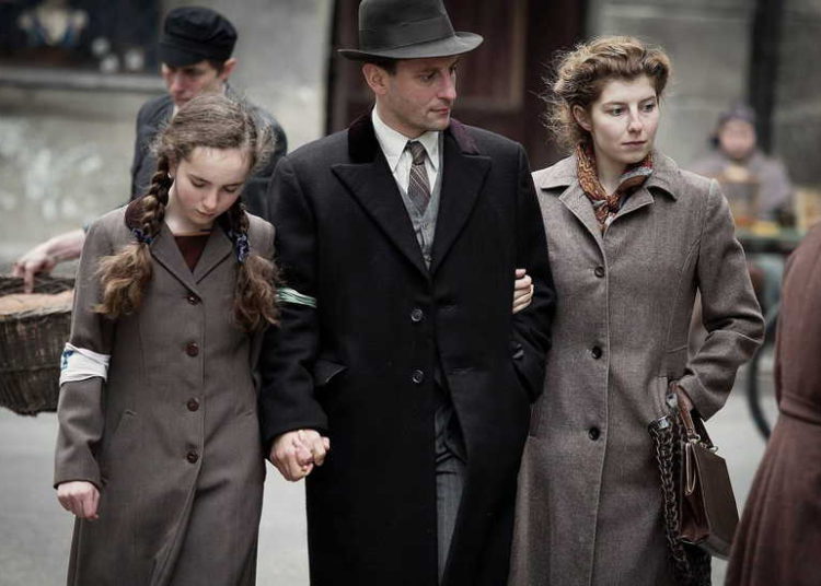 Dos nuevas películas sobre el Holocausto representan pequeños detalles verdaderos para retratar la vida bajo los nazis