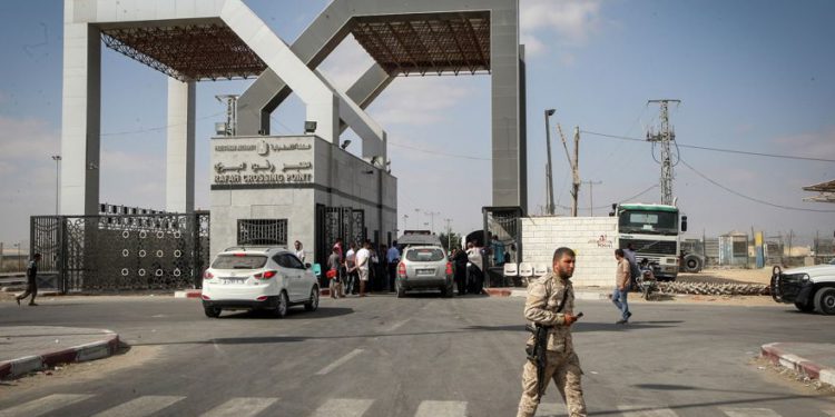 Egipto abre el paso fronterizo de Gaza por primera vez desde septiembre