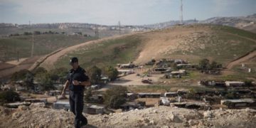 Gobierno británico actúa para detener evacuación de Khan al Ahmar, aldea árabe ilegal
