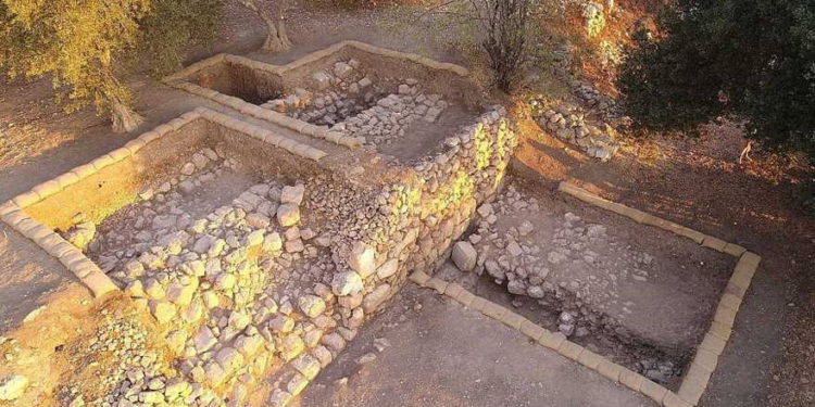 Sitio bíblico vinculado al Arca de la Alianza desenterrado en un convento en el centro de Israel