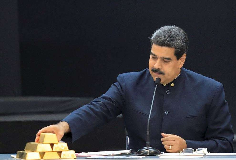 Maduro pretende adueñarse de 800 millones de libras de oro