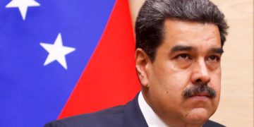 Maduro anuncia llegada a Venezuela de tres buques con gasolina de Irán