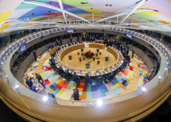 Israel celebra sanciones europeas contra Irán por complots para asesinar a disidentes