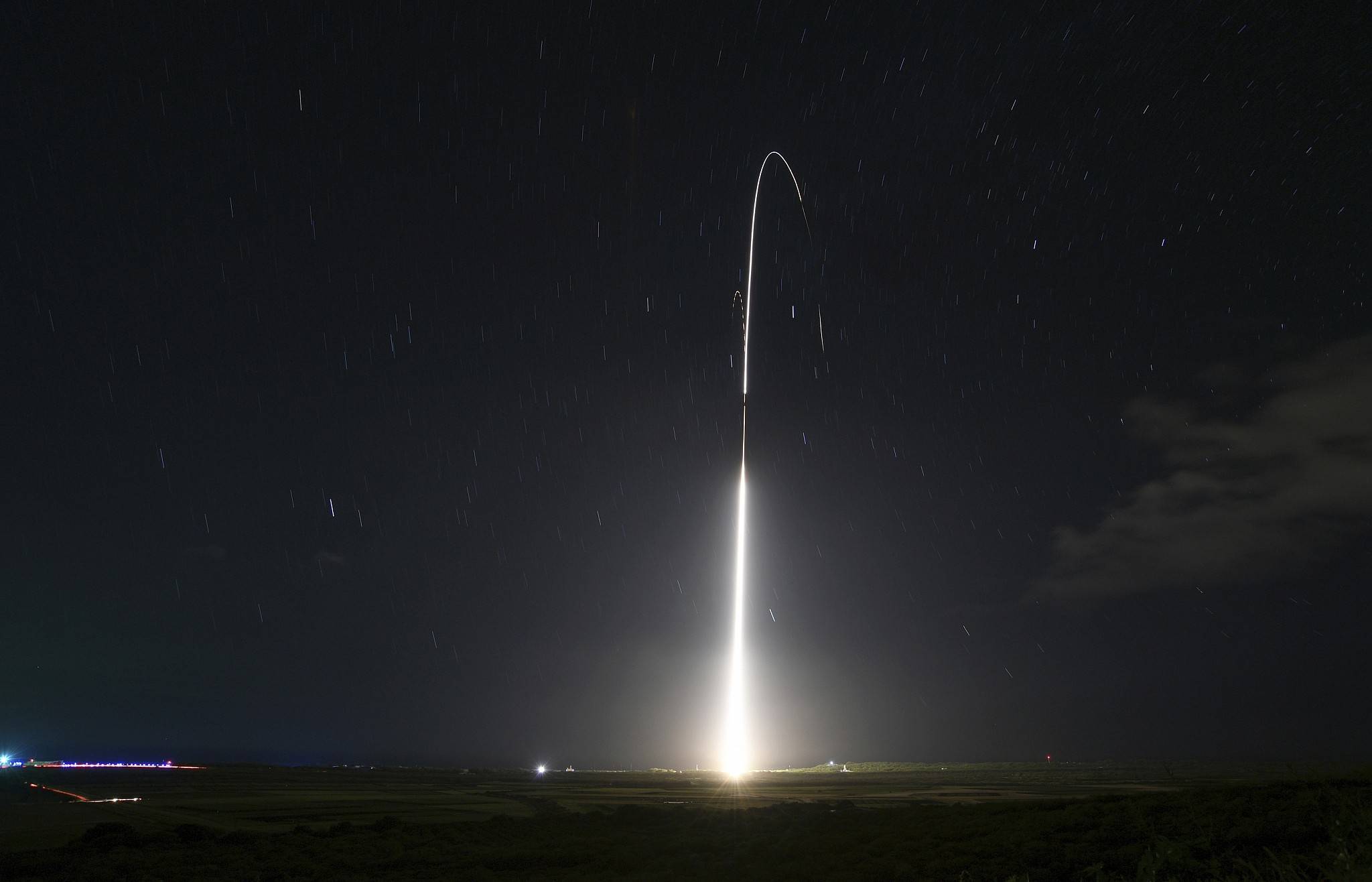 La administración Trump implementará un nuevo plan de defensa de misiles basado en el espacio