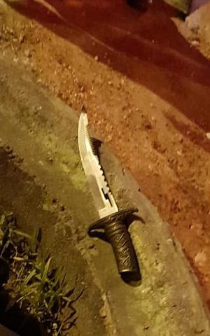 Un cuchillo en la escena de un intento de ataque punzante cerca de la ciudad cisjordana de Nablus el 21 de enero de 2019. (Fuerzas de Defensa de Israel)