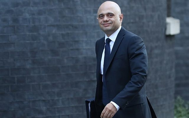 El secretario de Interior de Gran Bretaña, Sajid Javid, llega a la reunión semanal del gabinete en 10 Downing Street en Londres el 26 de febrero de 2019. (Daniel Leal-Olivas / AFP)