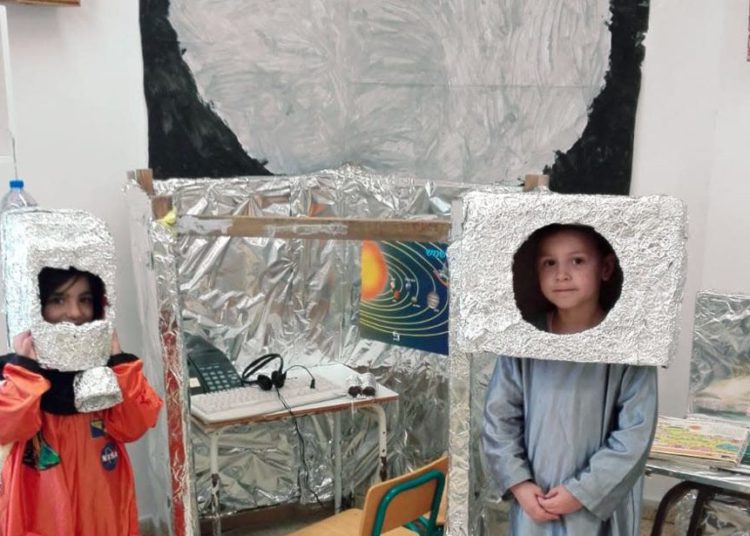 Los niños de la guardería Arava de Ariel se preparan para volar a la luna. (Crédito de la foto: Cortesía)