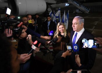El primer ministro Benjamin Netanyahu en camino a Moscú .. (crédito de foto: GPO)