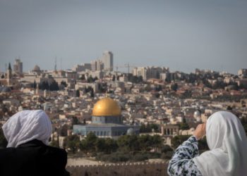 Saudíes se manifiestan en favor del control israelí del Monte del Templo