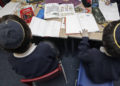 Una foto ilustrativa de los estudiantes en una escuela diurna judía. (Christopher Furlong / Getty Images a través de JTA)