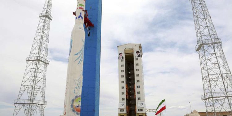 Irán se prepara para lanzar nuevo satélite al espacio