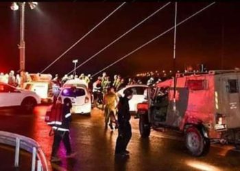 Terroristas árabes lanzan carga explosiva a soldados de Israel