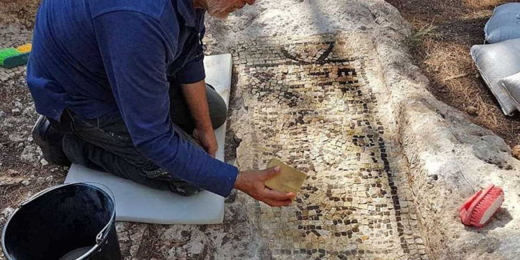Inscripción griega del siglo V encontrada en el sitio de la antigua rebelión samaritana