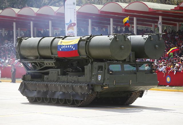 El sistema antimisiles S-300VM, también conocido como Antey-2500