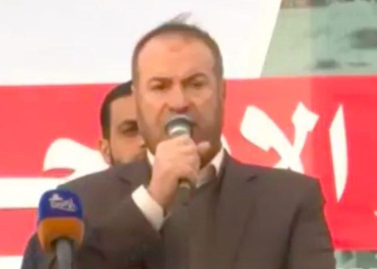 Fathi Hamad, un alto funcionario de Hamas, pronunció un discurso en la región fronteriza entre Israel y la Franja de Gaza el 19 de febrero de 2019. (Captura de pantalla: Al-Aqsa TV)