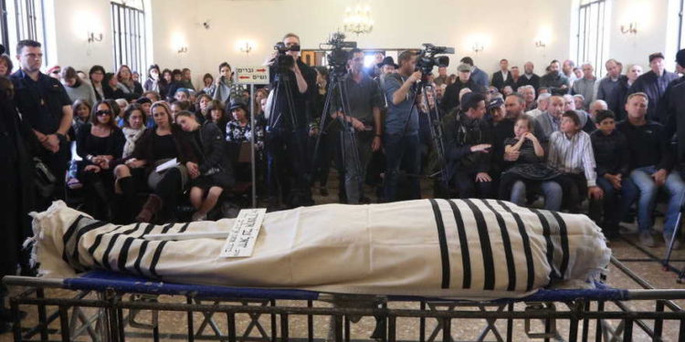 Funeral del rabino Yechiel Eckstein. (Crédito de la foto: MARC ISRAEL SELLEM / THE JERUSALEM POST)