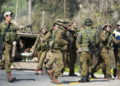 El 28 de enero, soldados israelíes en el norte de la región de Mount Dov son fotografiados después de que una patrulla de las Fuerzas de Defensa de Israel fue atacada por los agentes terroristas de Hezbolá. El ataque de Hezbolá mató a dos soldados israelíes e hirió a otros siete. Crédito: Basal Awidat / Flash90.