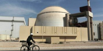Arabia Saudita pide “medidas disuasorias” contra las violaciones nucleares de Irán