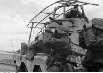 Los soldados de la División de Wiking de las Waffen-SS avanzaron a la Unión Soviética en 1941 durante la Operación Barbarroja de la Alemania nazi. (Wikipedia / Bundesarchiv / Hummel / CC BY-SA)