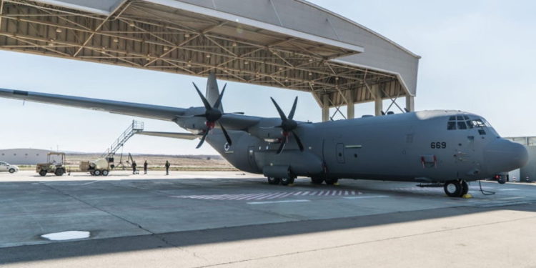 Avión de transporte C-130J recibido por la Fuerza Aérea de Israel. (Crédito de la foto: Portavoz de las FDI)