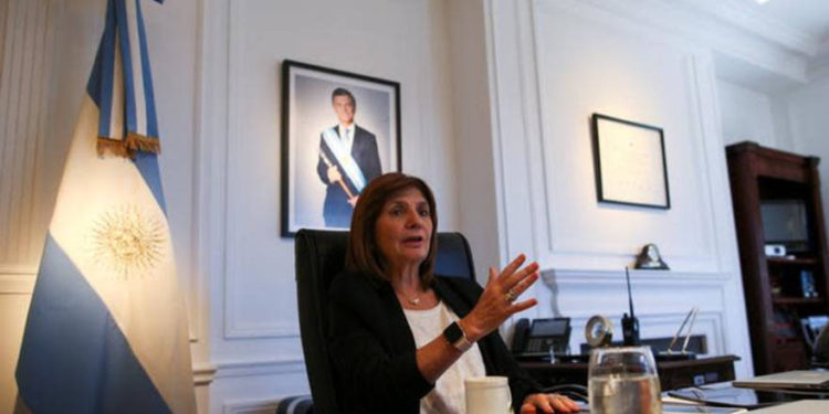 La ministra de Seguridad argentina, Patricia Bullrich. (Crédito de la foto: REUTERS / AGUSTIN MARCARIAN)