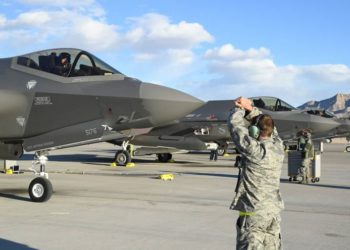 Fuerza Aérea de EE.UU realiza el primer ejercicio de intercambio rápido de tripulación con el F-35A