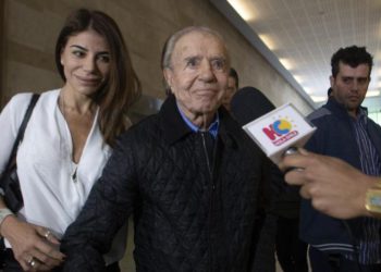 El ex presidente de Argentina Carlos Menem era uno de los imputados en el juicio por el desvío de la investigación del atentado al centro judío AMIA en 1994. (AFP).