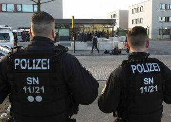 Ciudadano iraní admite haber planeado ataques terroristas en Alemania